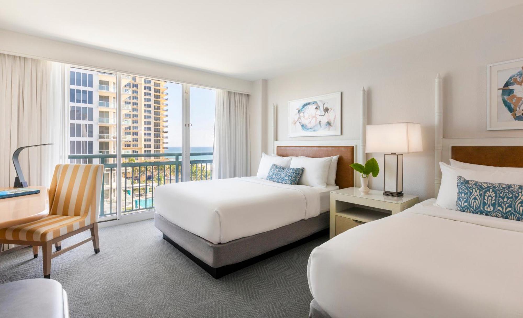 The Singer Oceanfront Resort, Curio Collection By Hilton Ривиера Бийч Екстериор снимка